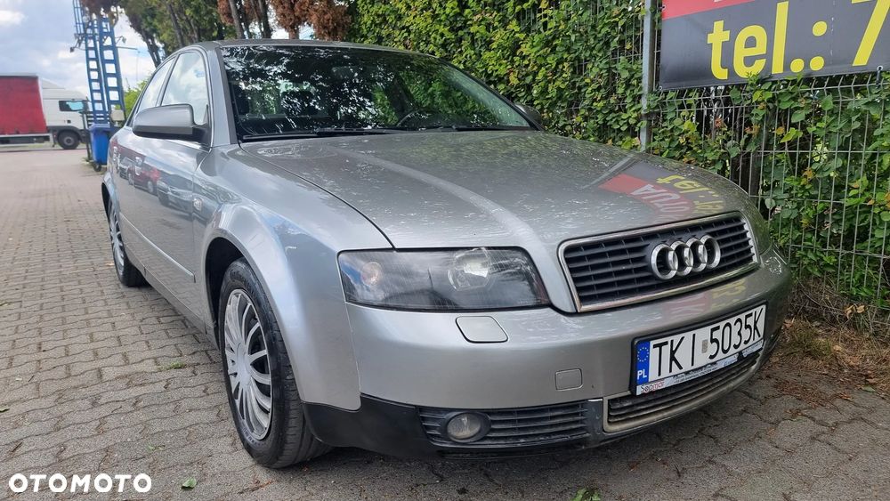 Audi A4 Limousine - 14