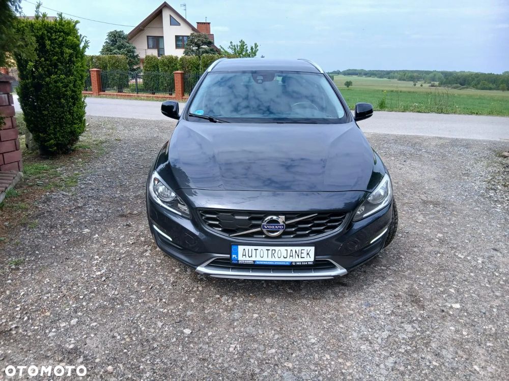 Volvo V60 D3 Summum - 2