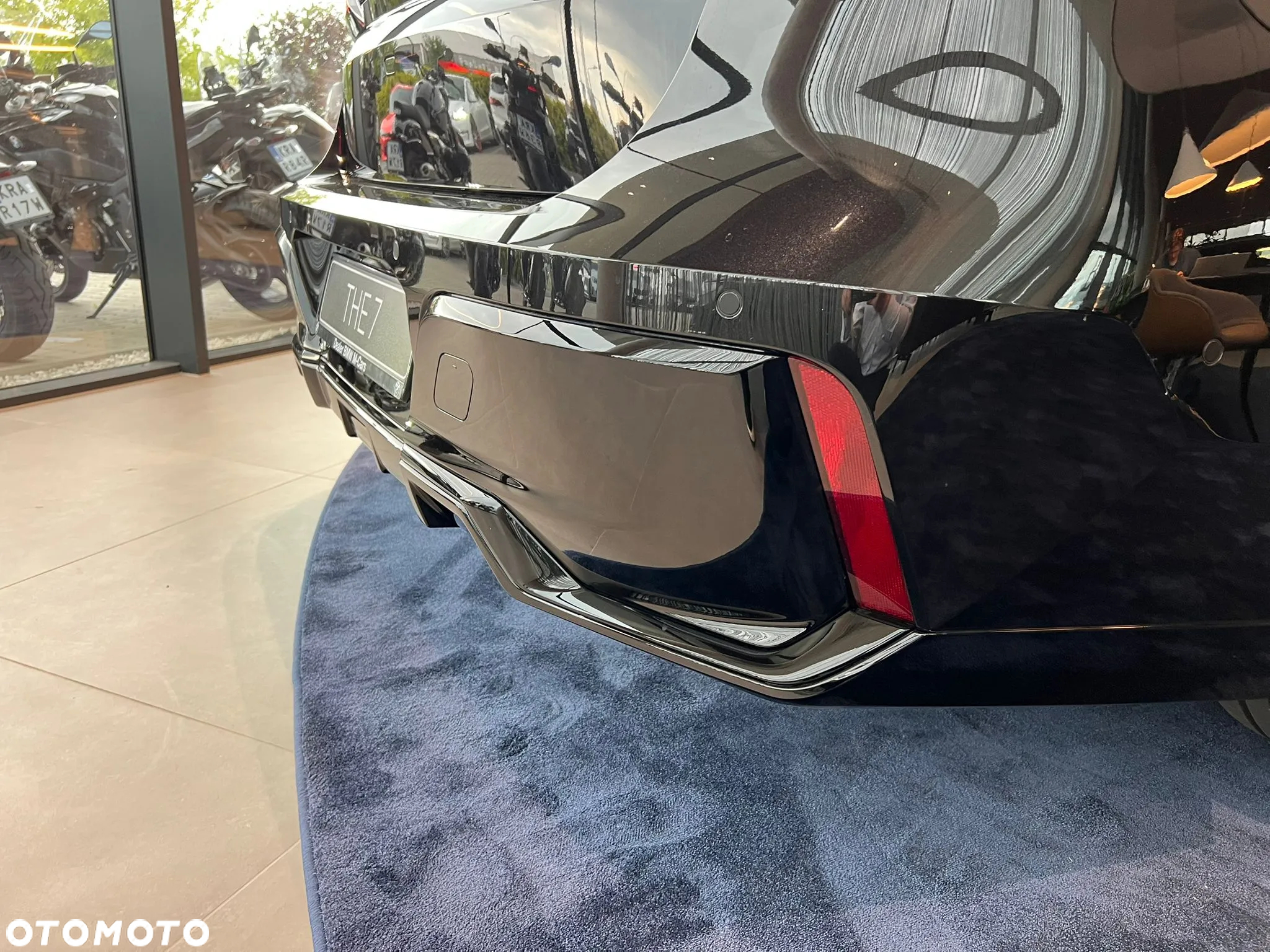 BMW Seria 7 - 13