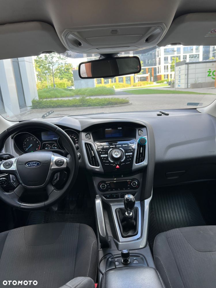 Ford Focus 1.6 EcoBoost Titanium - 16
