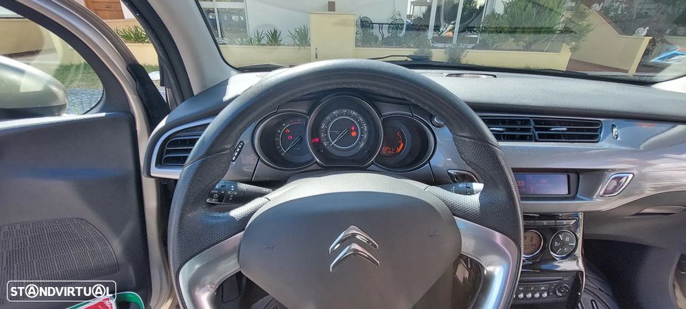 Citroën C3 1.4 HDi Airdream Exclusive - 6