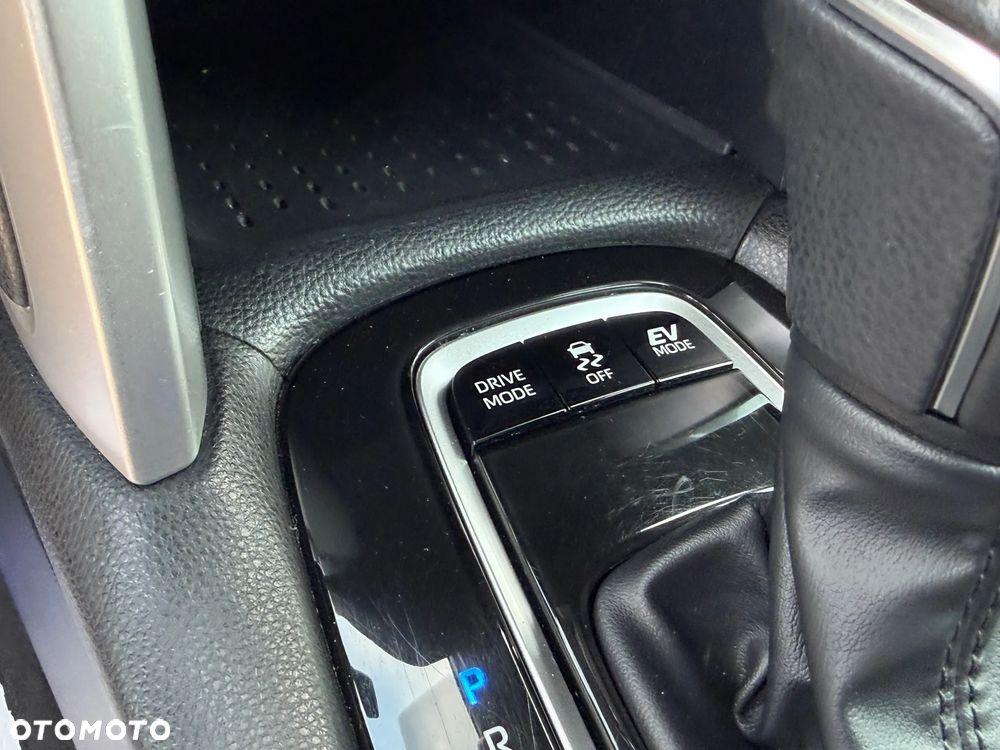 Toyota Corolla Cross 2.0 Hybrid Comfort - 20