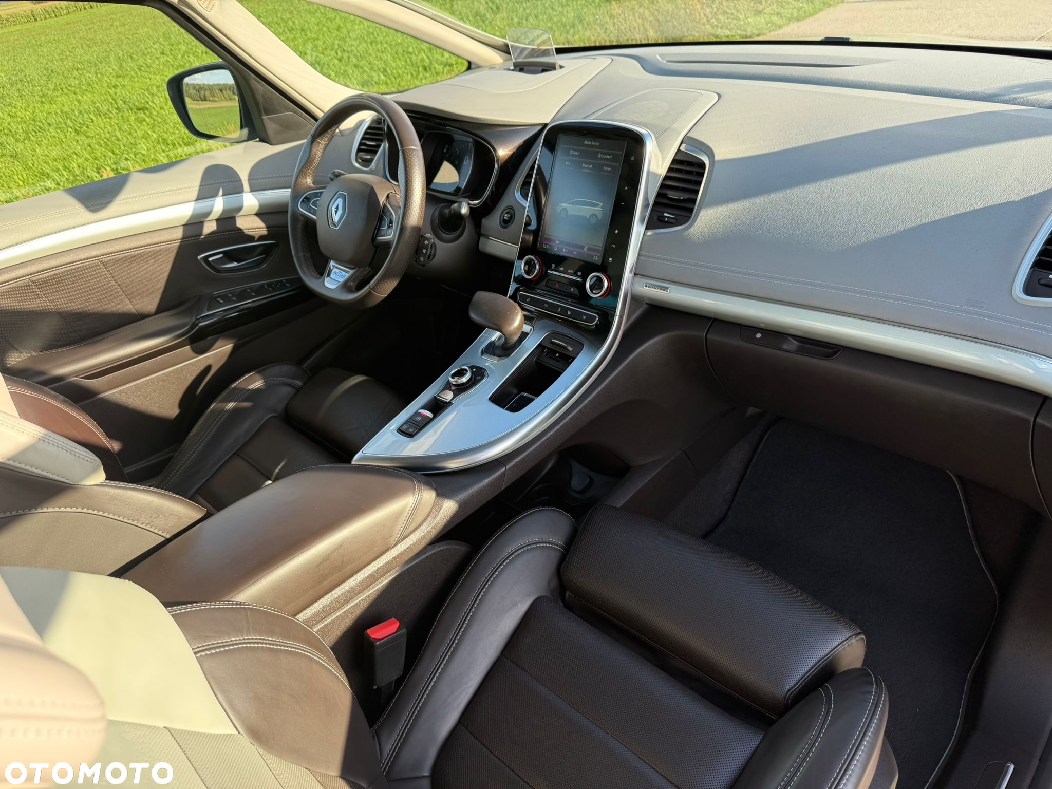 Renault Espace 1.6 dCi Energy Initiale Paris EDC - 31