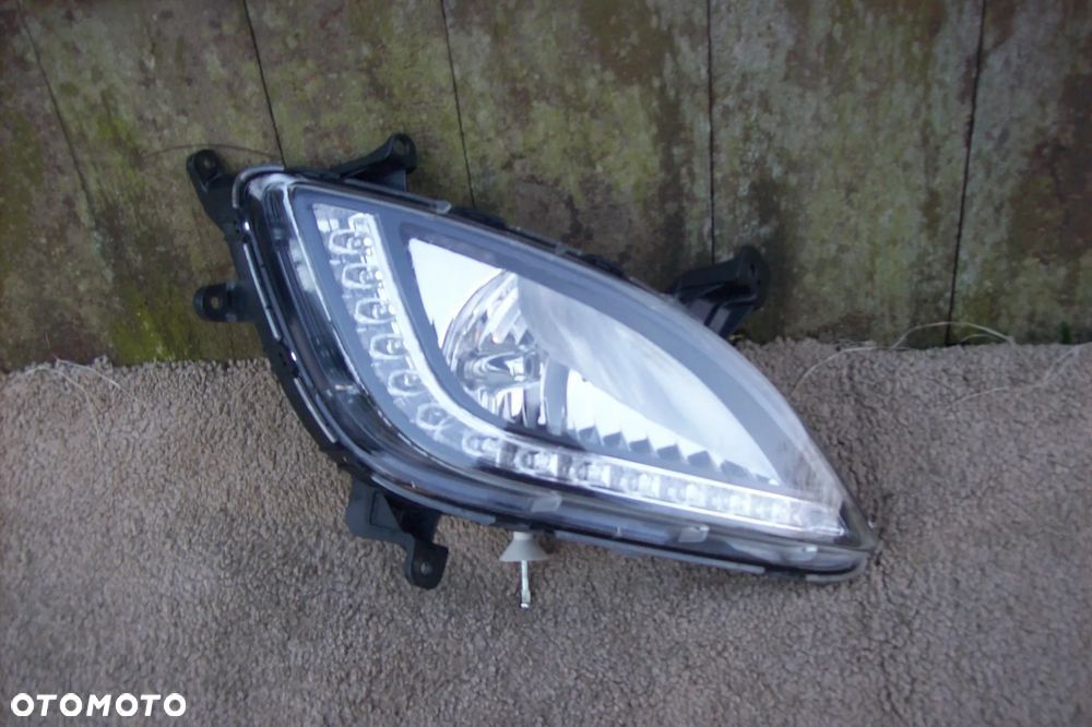 halogen prawy led hyundai i20 i - 1