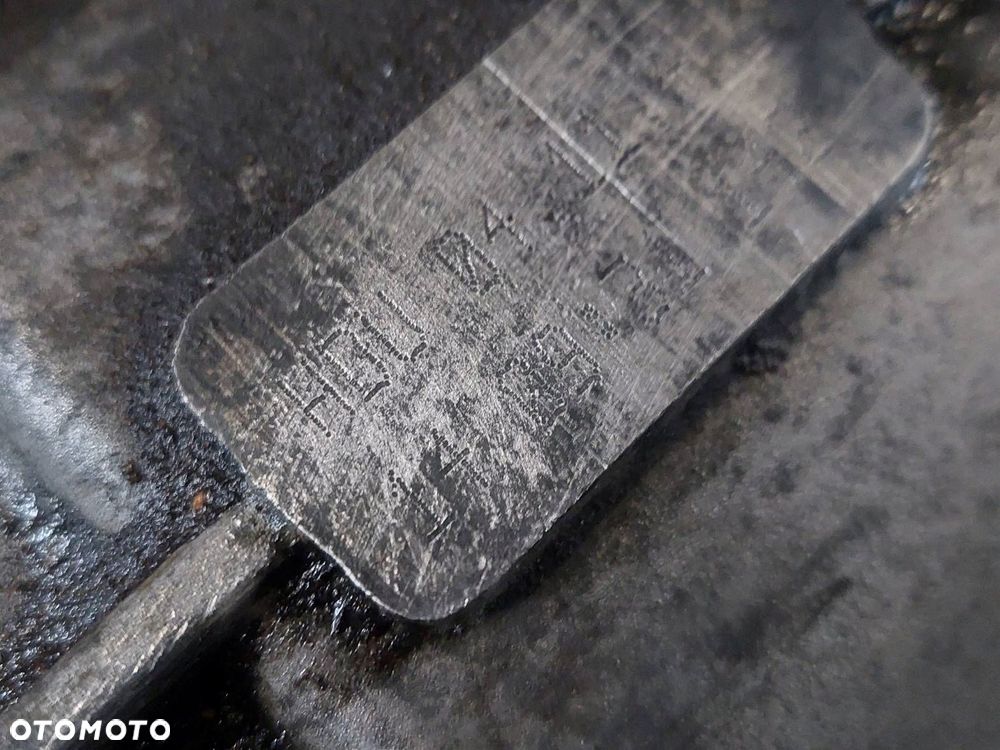 SKRZYNIA BIEGÓW VOLKSWAGEN PASSAT B6 2.0 TDI MANUAL 6 BIEGÓW HDV - 6