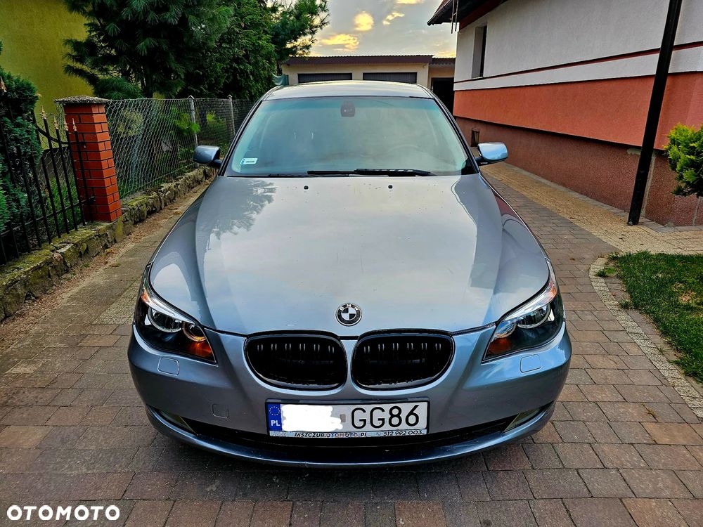 BMW Seria 5 525d - 2