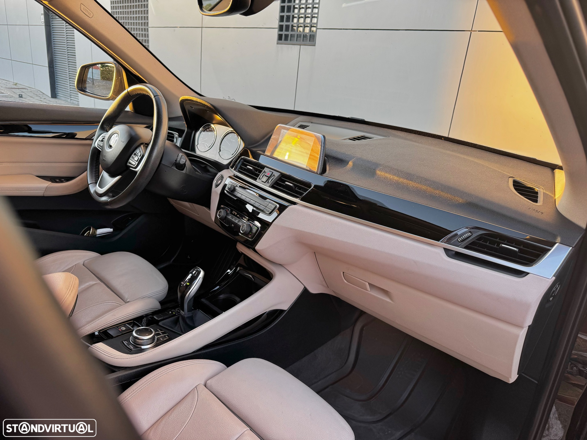 BMW X1 16 d sDrive Auto xLine - 10