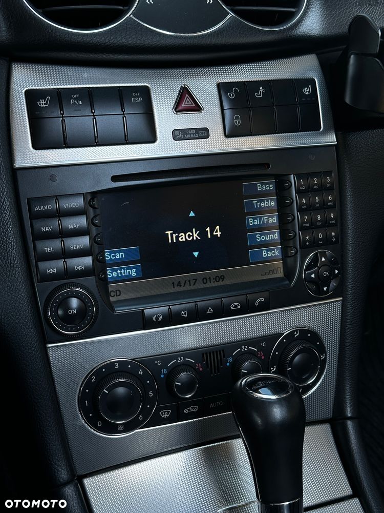 Mercedes-Benz CLK - 23