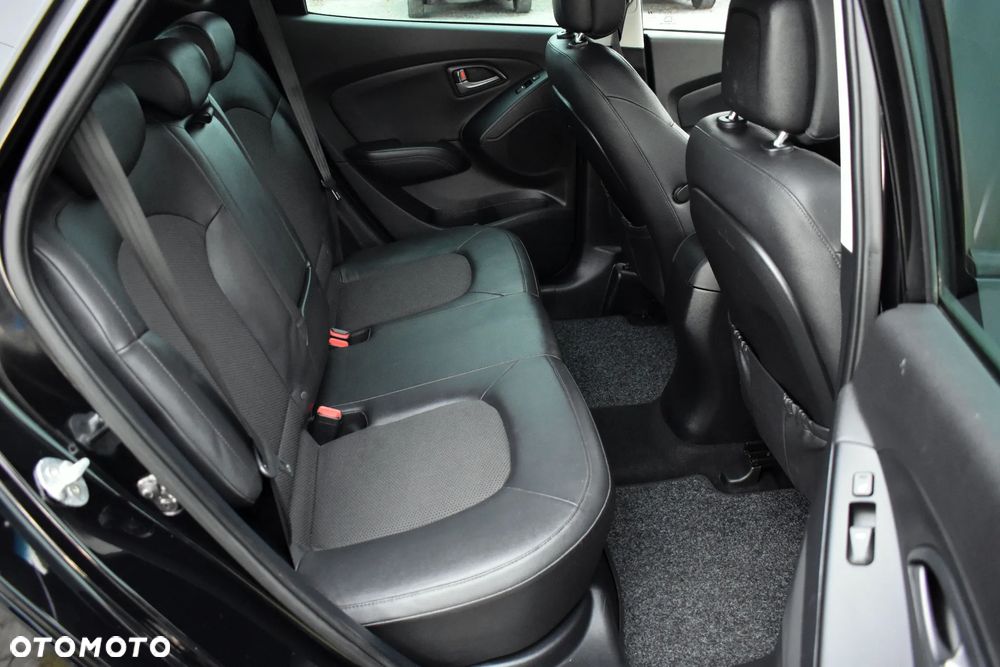 Hyundai ix35 1.7 CRDi 2WD blue Style - 37