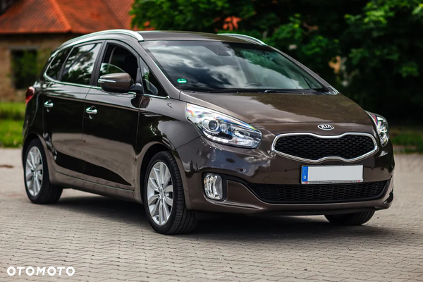 Kia Carens 1.7 CRDi L 7DCT