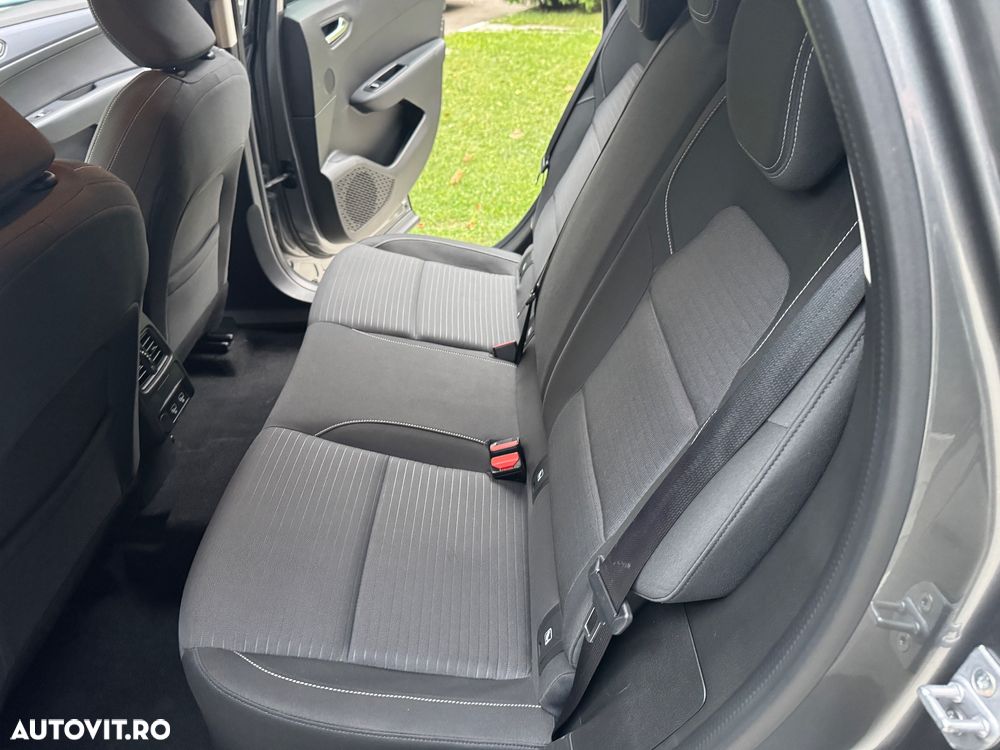 Renault Arkana E-TECH 145 Evolution - 39