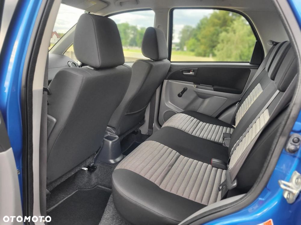 Suzuki SX4 1.6 VVT 4x4 Comfort - 18