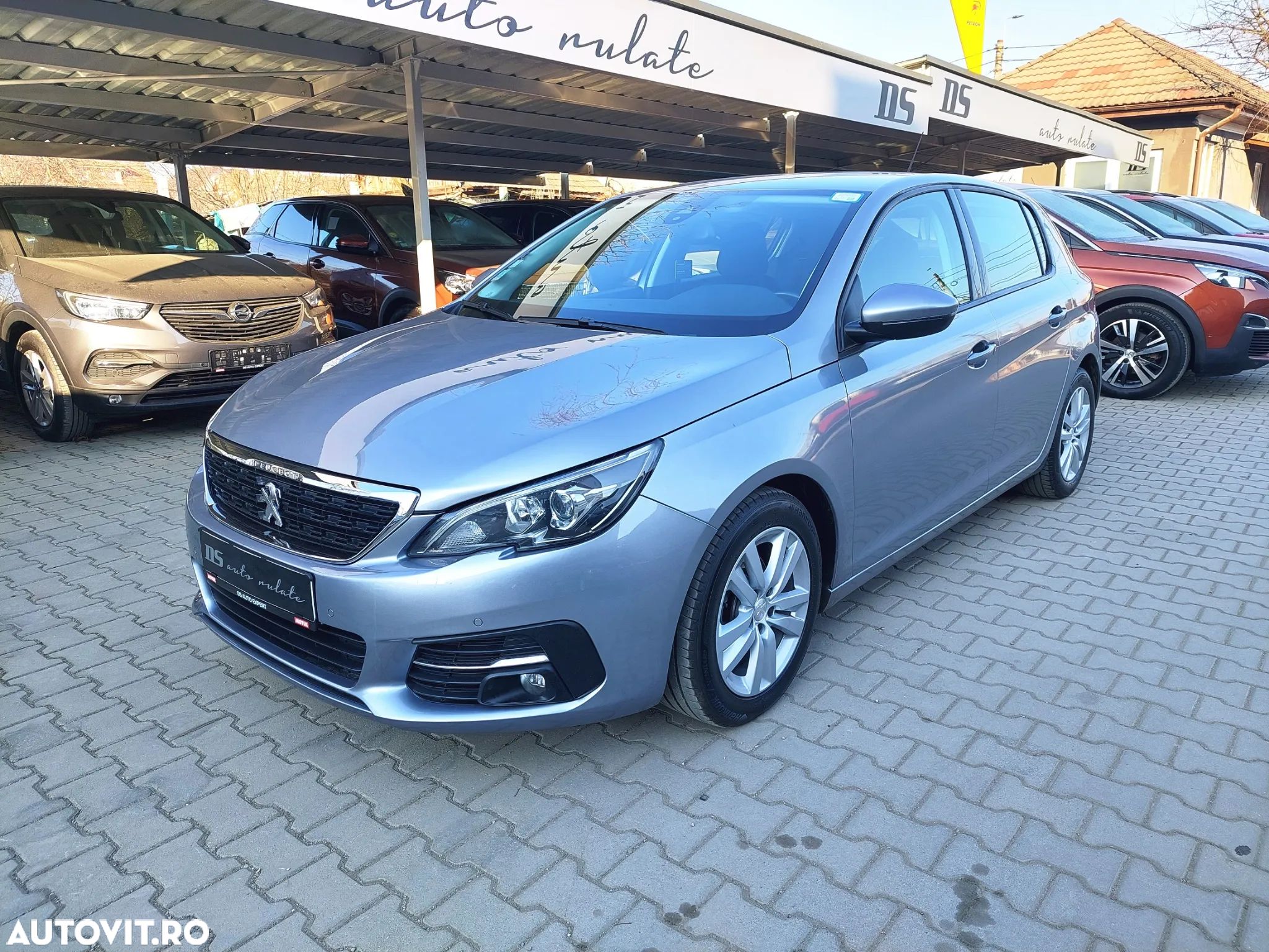 Peugeot 308 1.2 L PureTech Turbo S&S Active Aut. - 1