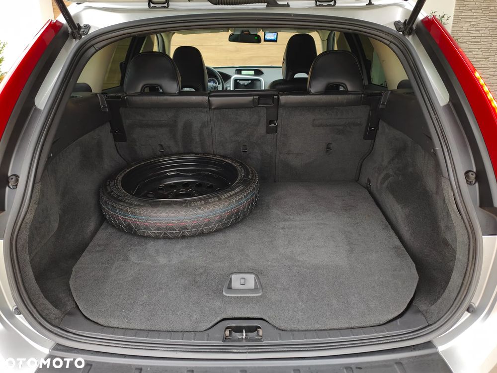 Volvo XC 60 T6 AWD Momentum - 7