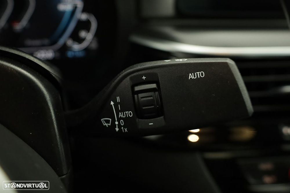 BMW 530 e Pack M - 19
