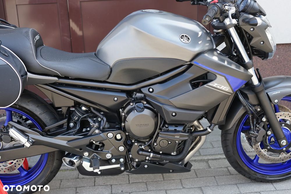 Yamaha XJ - 9