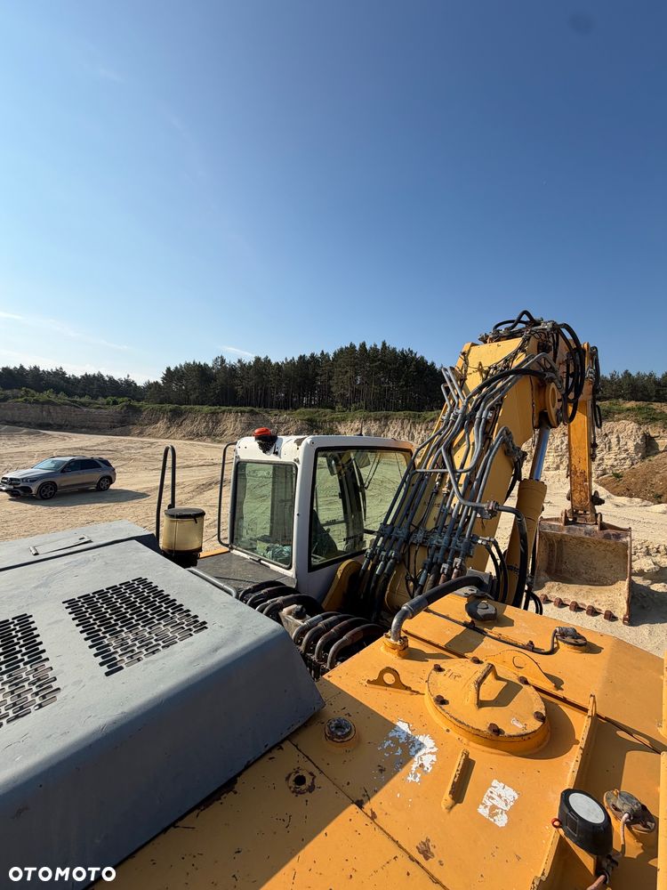 Liebherr R934 - 6