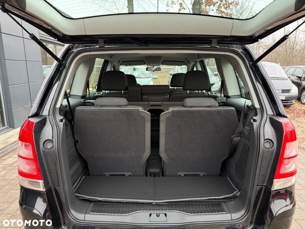 Opel Zafira 1.8 Cosmo - 23