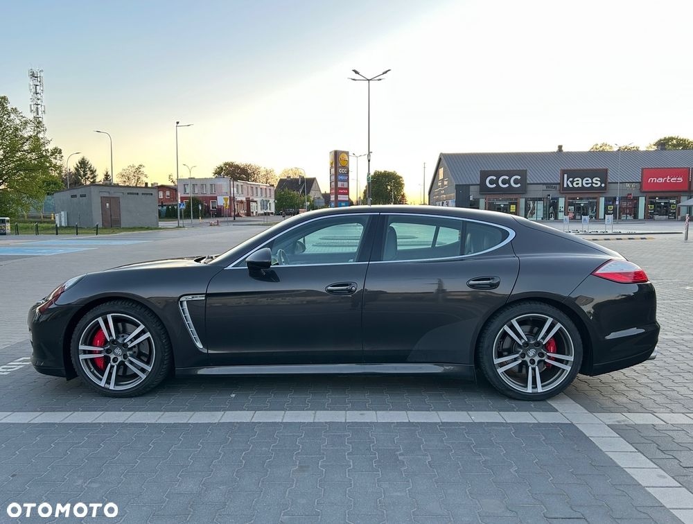 Porsche Panamera - 6