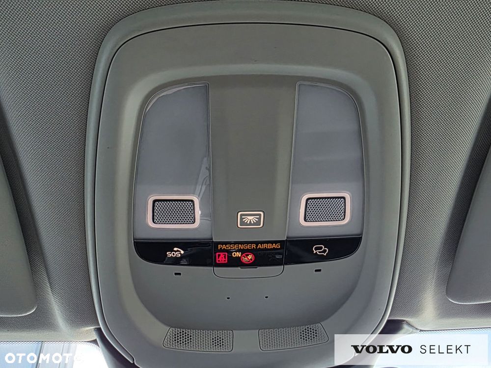 Volvo XC 60 - 35