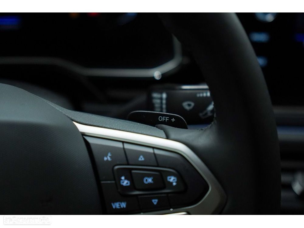 VW Taigo 1.0 TSI R-Line DSG - 27