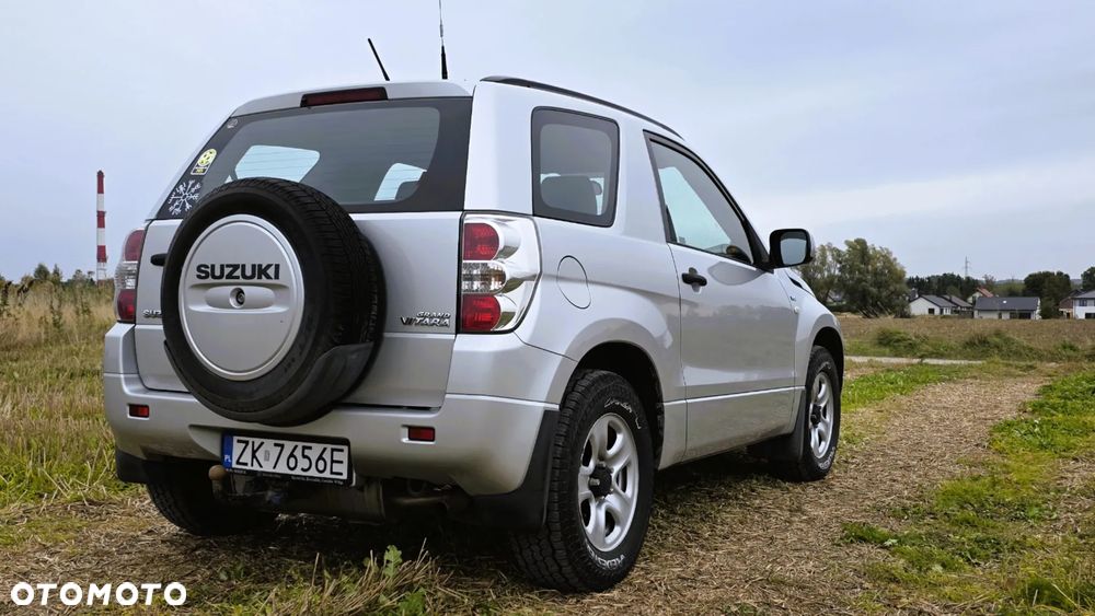 Suzuki Grand Vitara 1.6 - 4