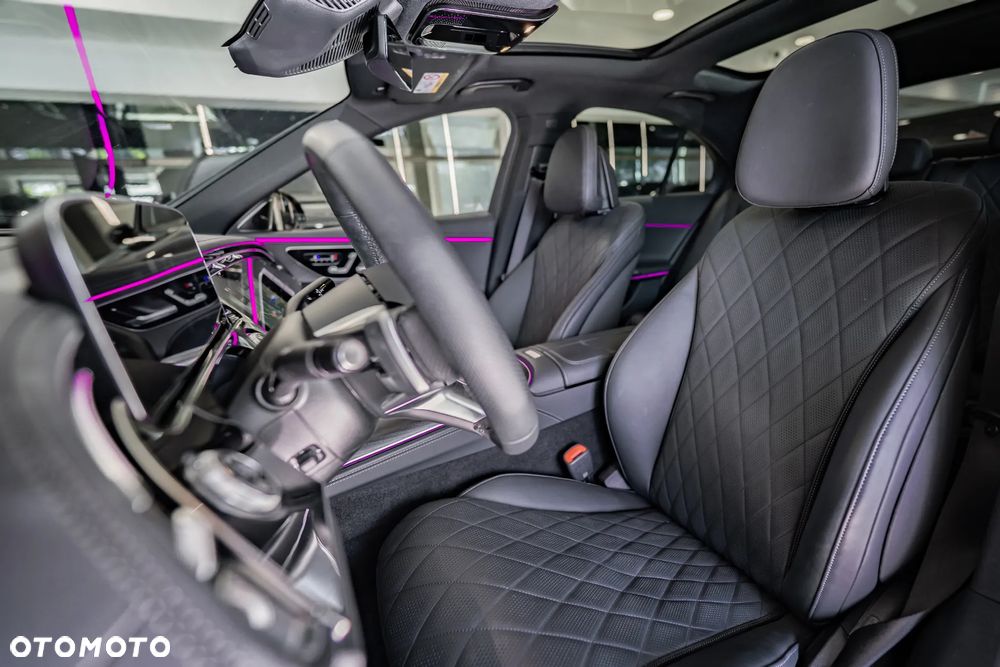 Mercedes-Benz Klasa E 300e 4Matic 9G-TRONIC Edition AMG Line - 24
