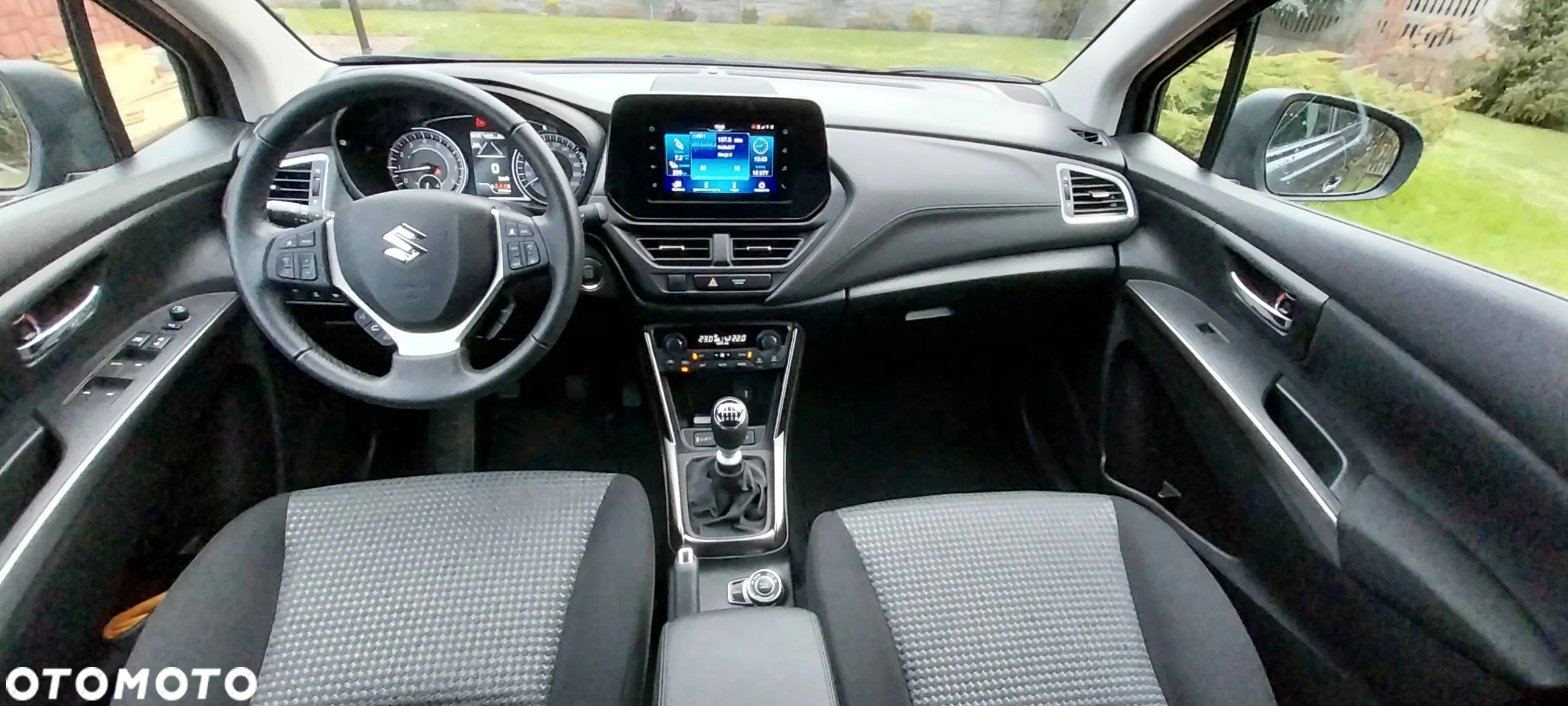 Suzuki SX4 S-Cross 1.4 SHVS Premium 4WD - 7