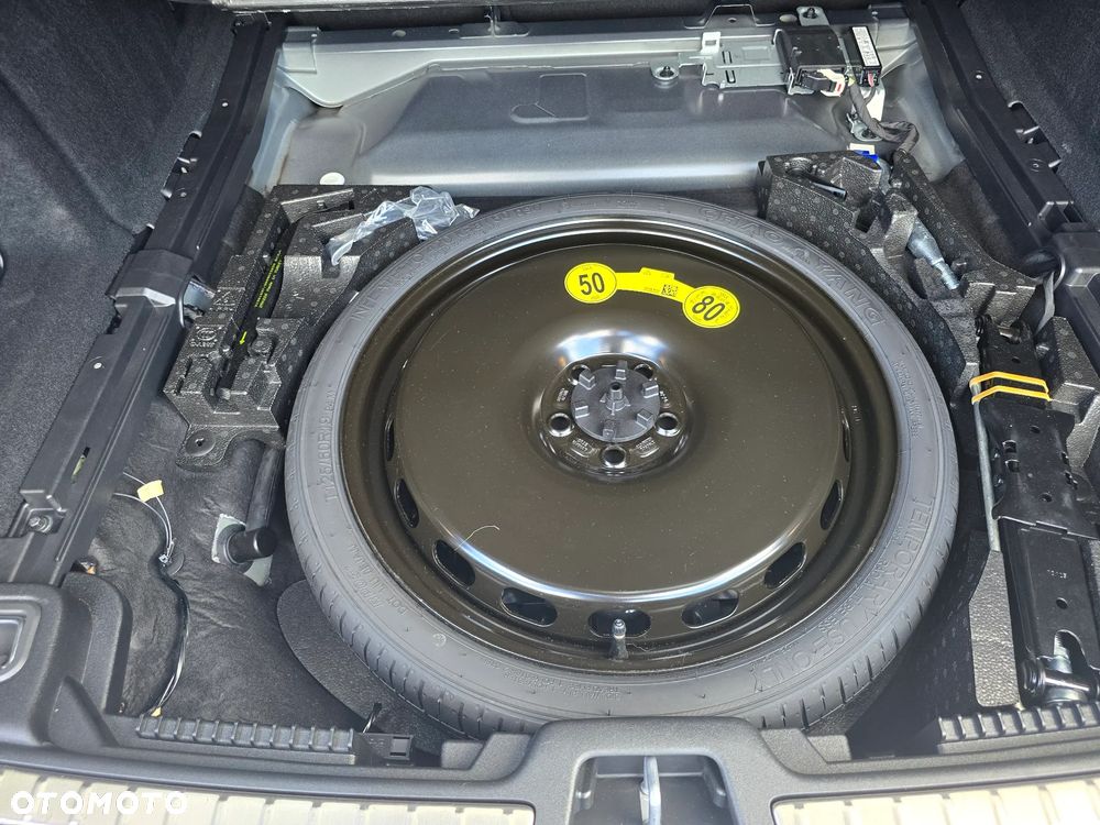 Volvo V60 B4 B DKG Ultra Dark - 28