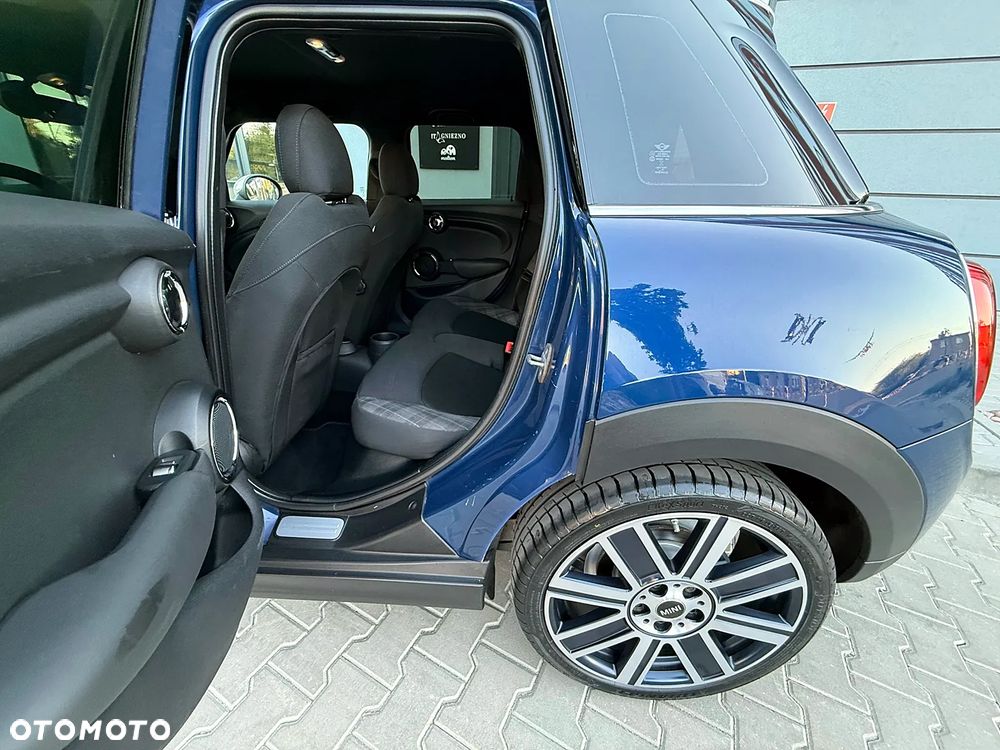 MINI Cooper D 60 Years Chili - 13