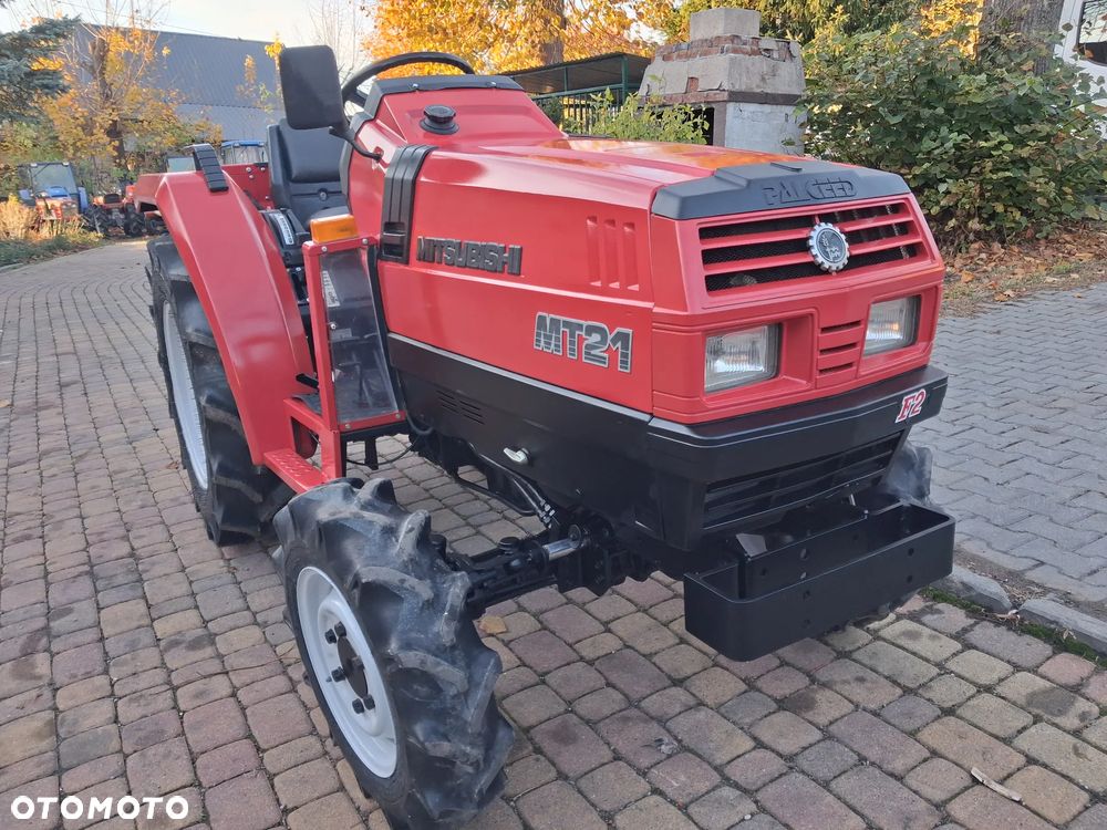 Mitsubishi Mt21 - 2