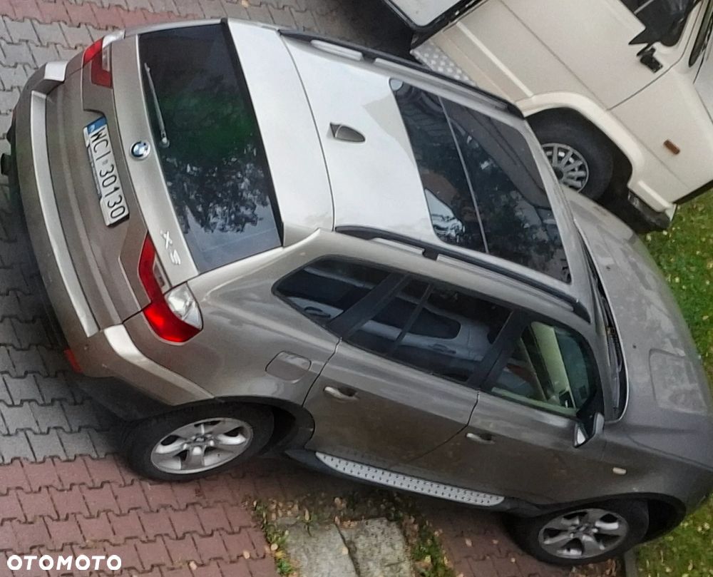 BMW X3 2.0d - 10