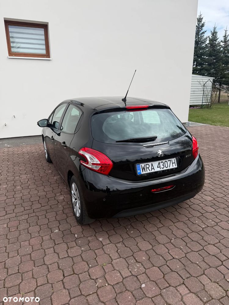 Peugeot 208 HDi 68 Access - 4
