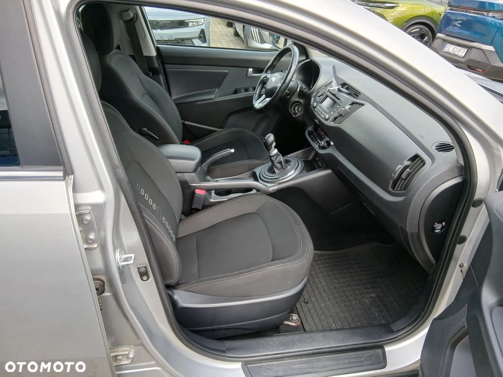 Kia Sportage 1.7 CRDI M 2WD - 9