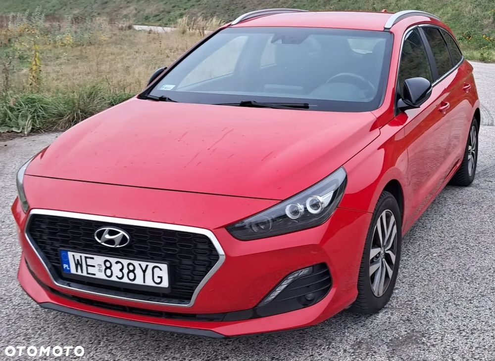 Hyundai i30 1.6 D Comfort - 13