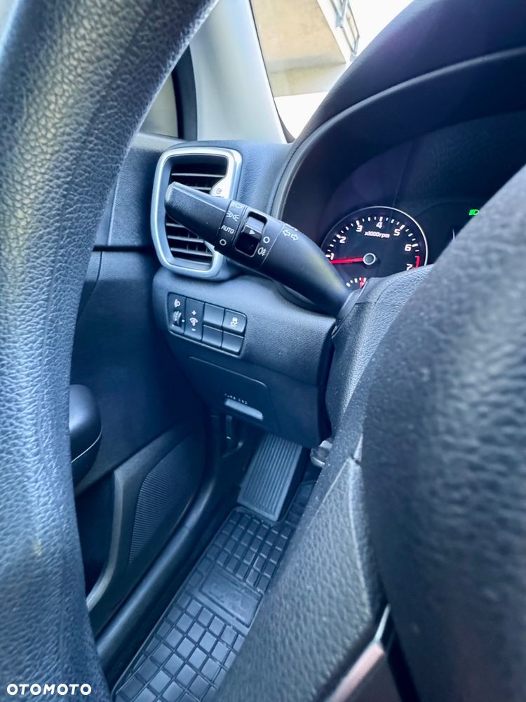 Kia Sportage 1.6 GDI Black Edition 2WD - 32