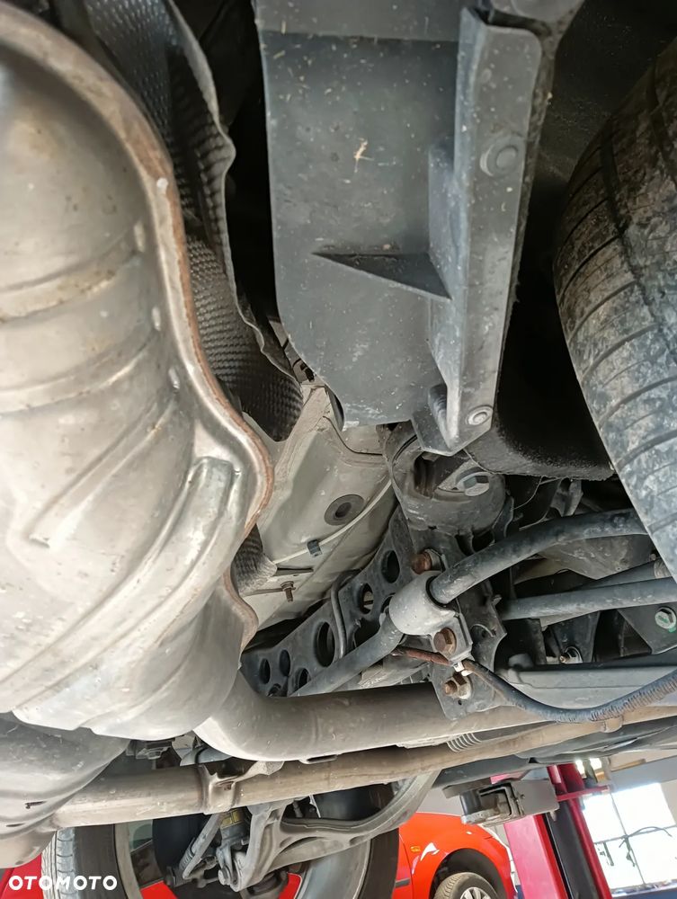 Mercedes-Benz GL 500 4Matic 7G-TRONIC Grand Edition - 16