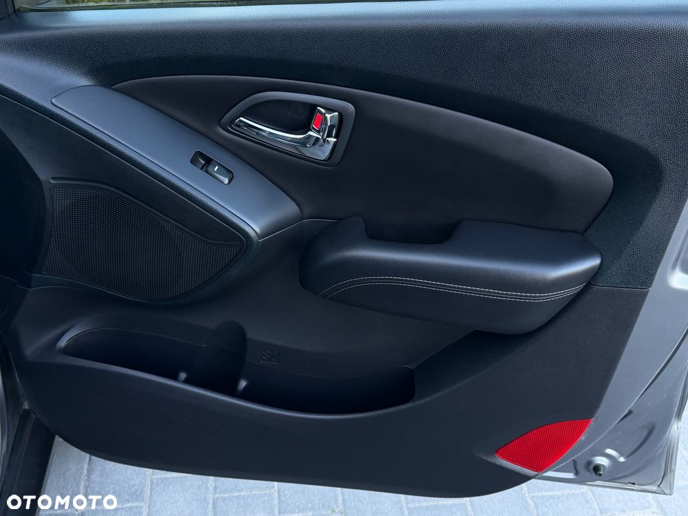 Hyundai ix35 2.0 4WD Premium - 31