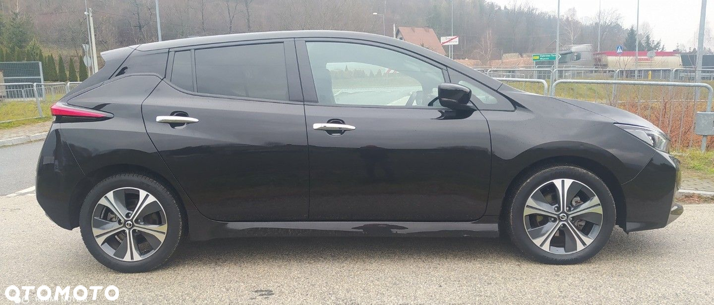Nissan Leaf - 5