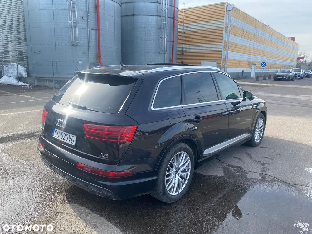 Audi Q7 - 24