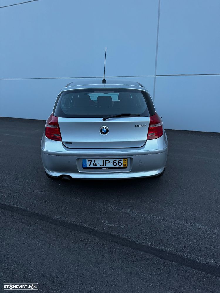 BMW 118 d Line Urban - 4
