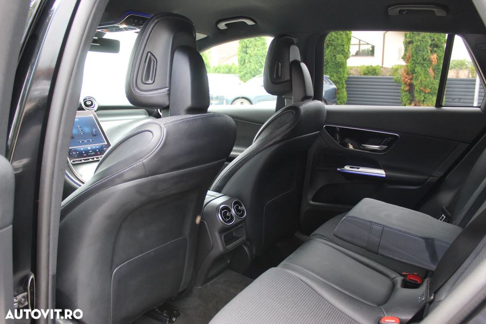 Mercedes-Benz GLC - 22