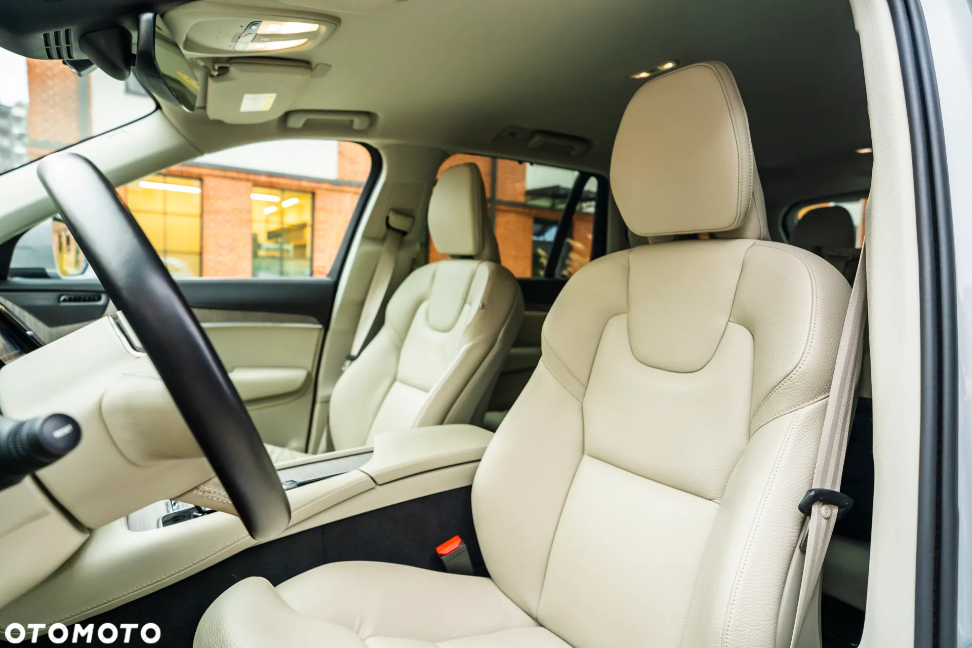 Volvo XC 90 T8 AWD Plug-In Hybrid Plus Bright 7os - 11