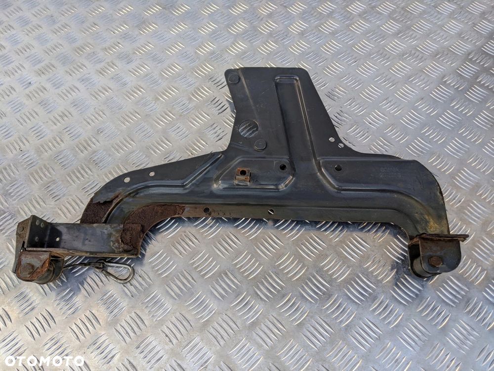 MOCOWANIE OSŁONY MIĘDZYOSIOWEJ SCANIA R - 2