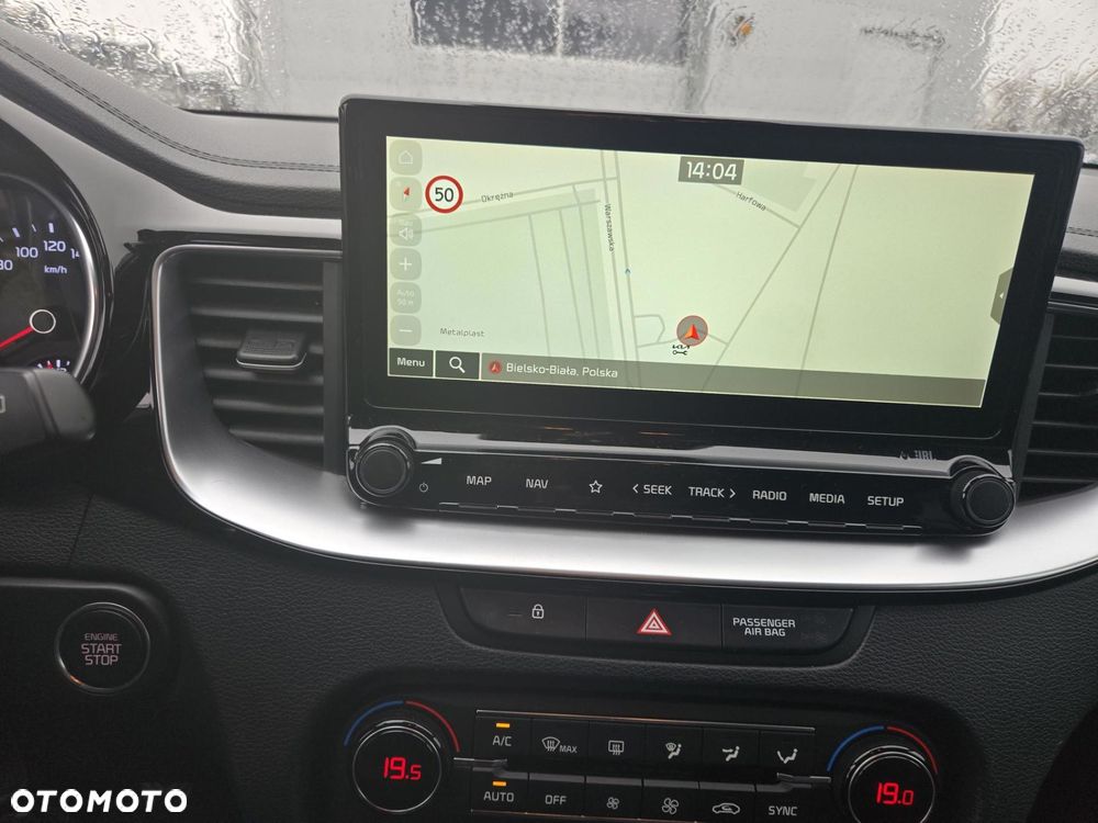 Kia XCeed 1.6 T-GDI L Business Line - 16