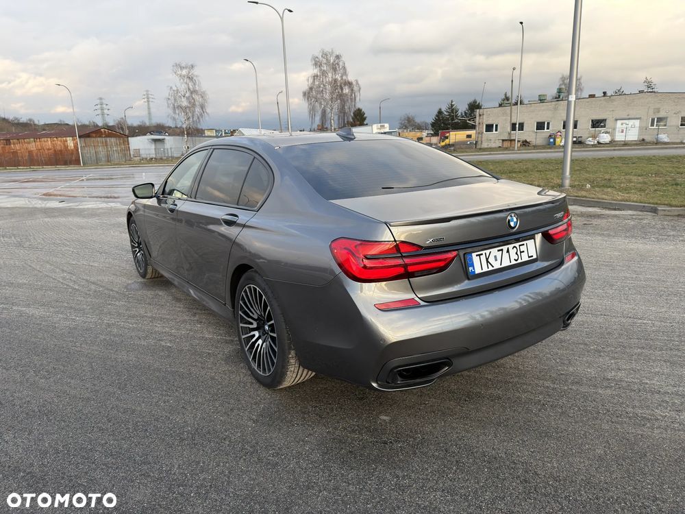 BMW Seria 7 - 5
