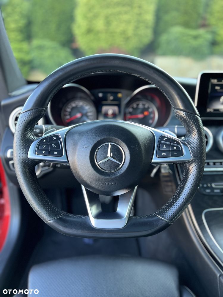 Mercedes-Benz Klasa C 300 9G-TRONIC - 18