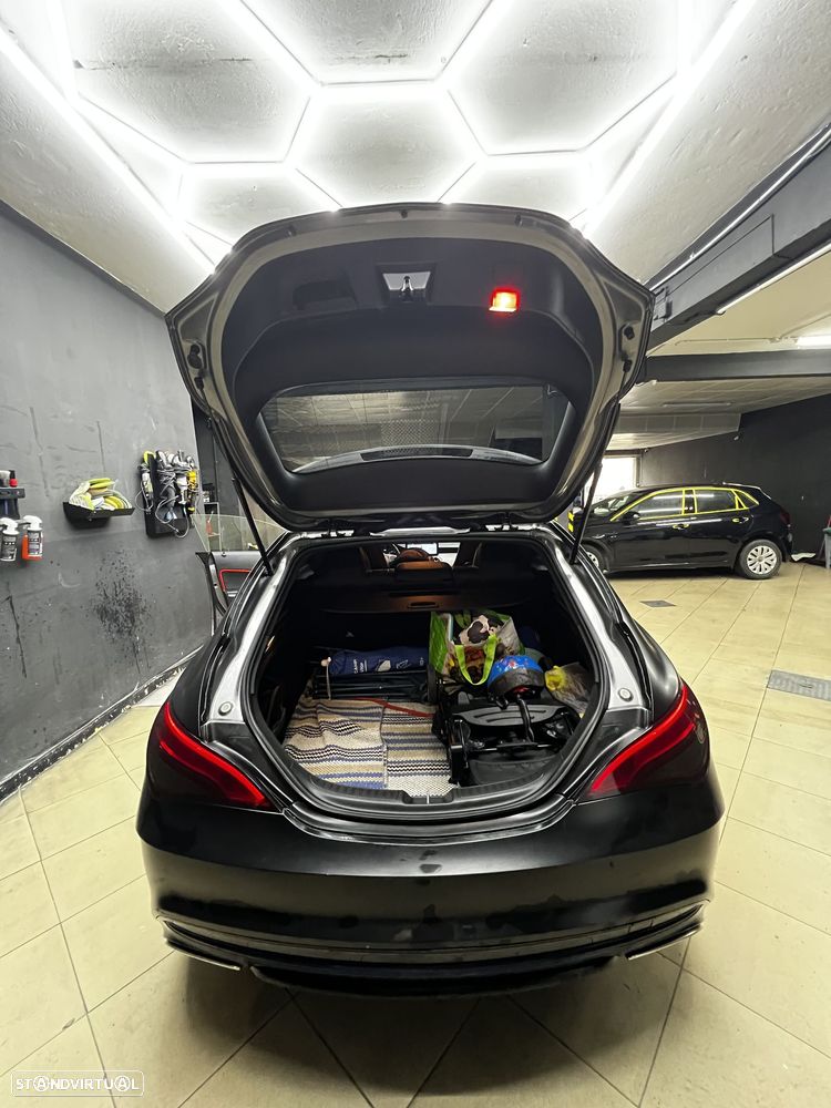 Mercedes-Benz CLA 180 AMG Line - 25