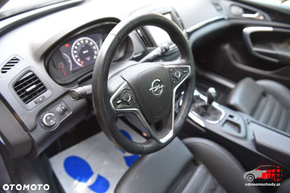 Opel Insignia 1.6 T Executive S&S - 10