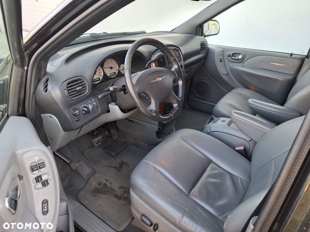 Chrysler Grand Voyager - 5